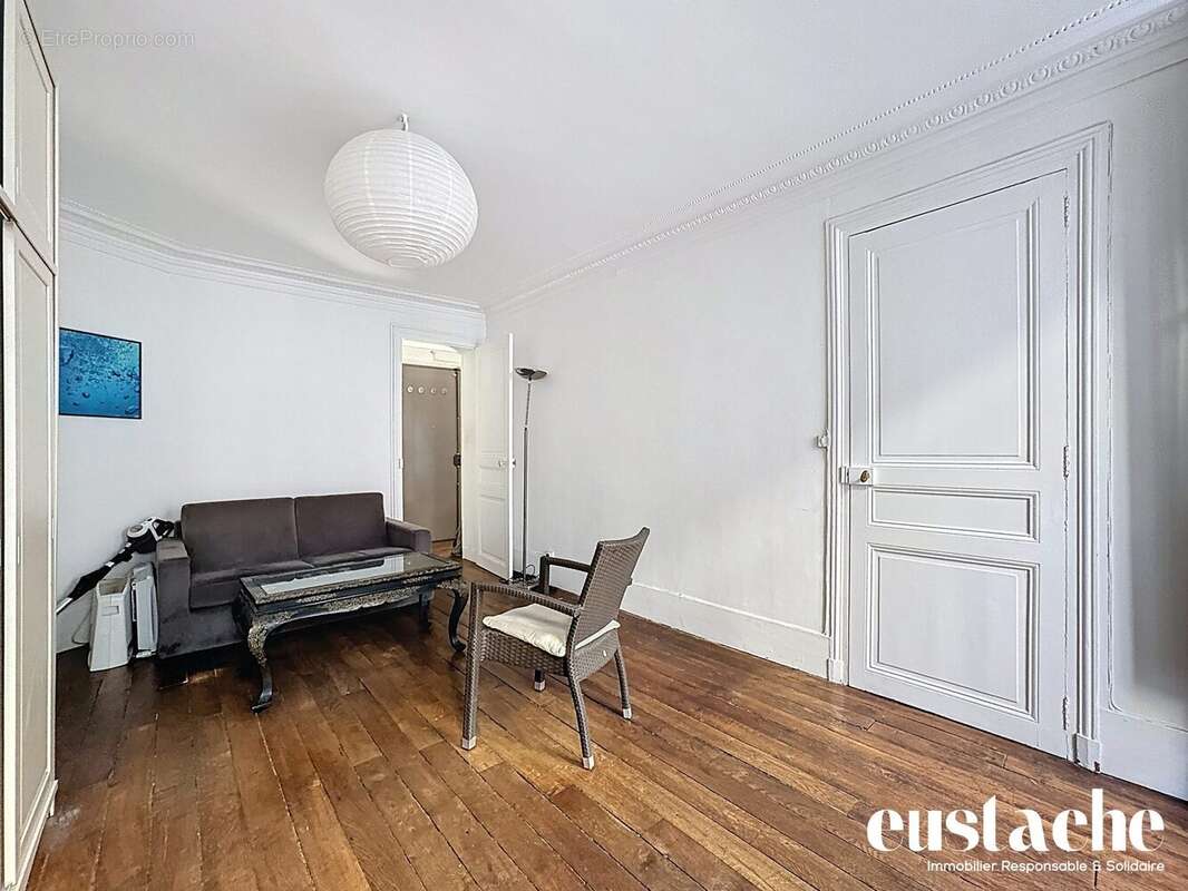 Appartement à PARIS-10E