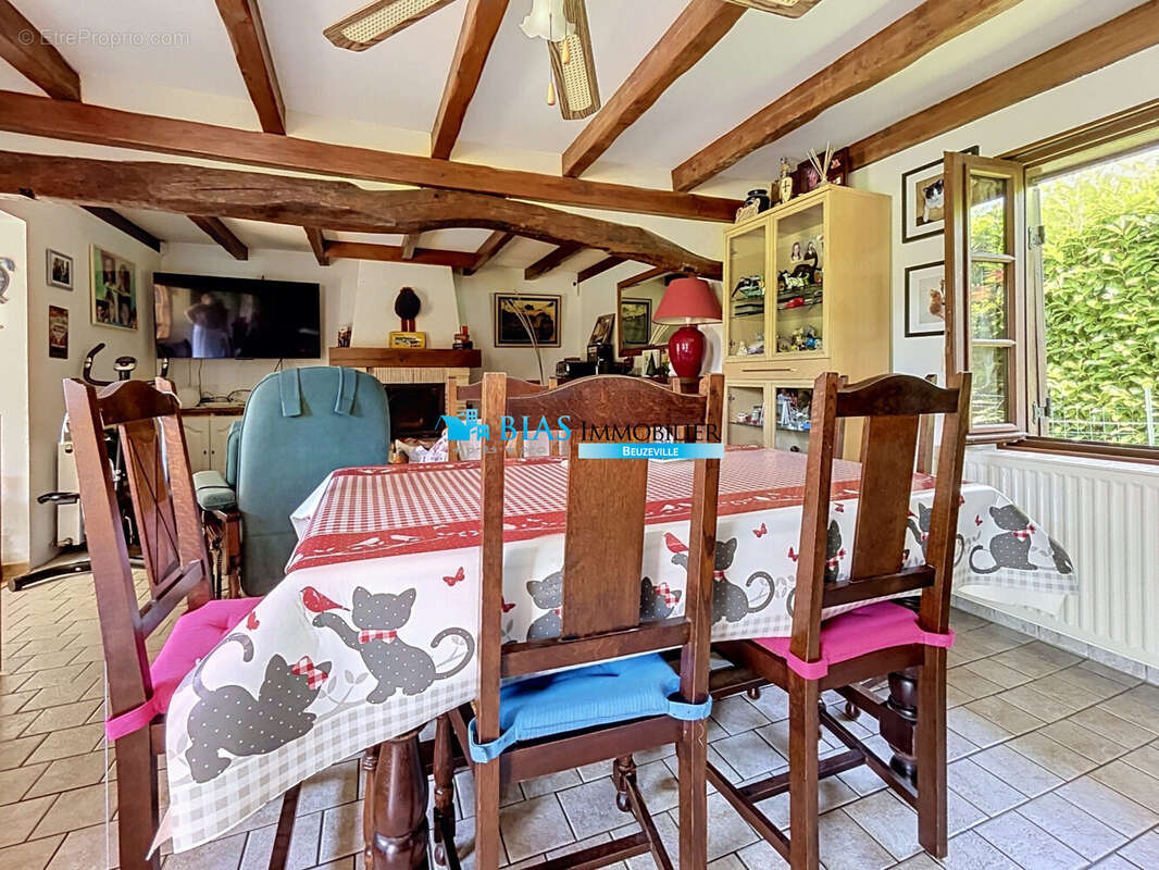 Maison 97 m² à La Lande-Saint-Leger  - photo 7