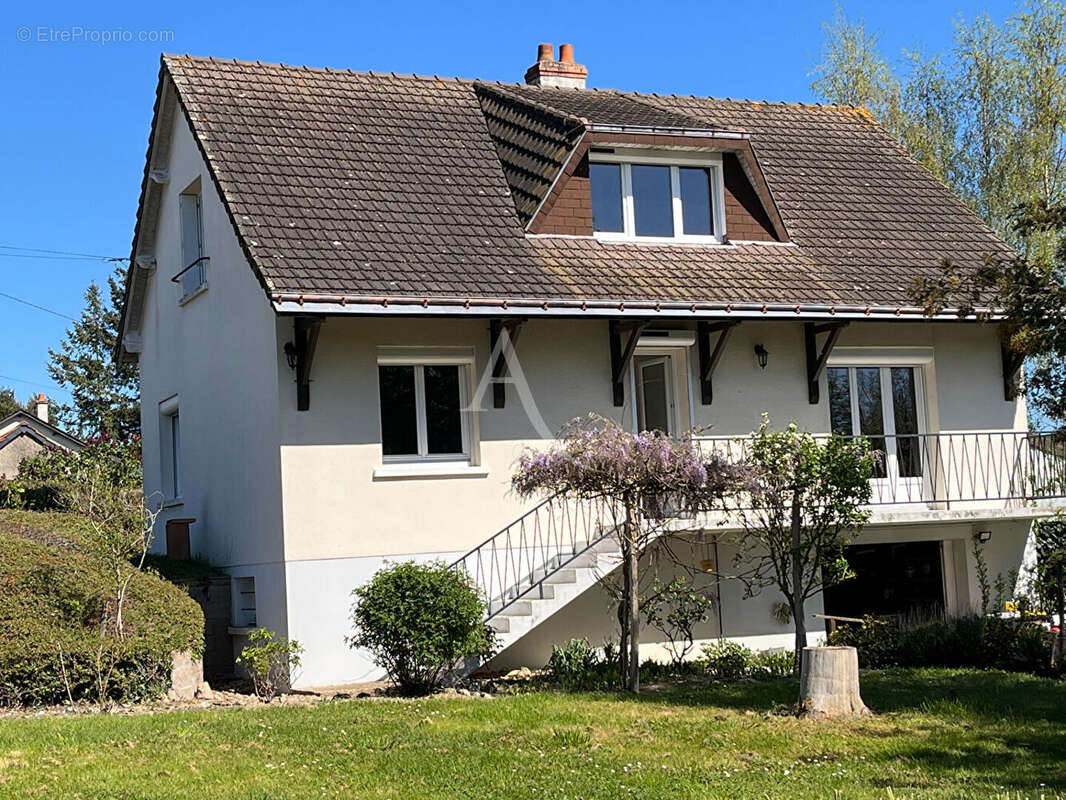 Maison à CHATEAU-RENAULT