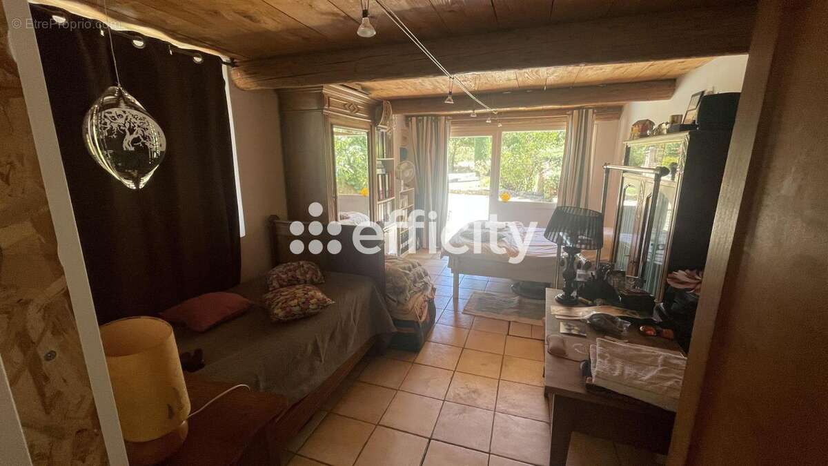 Maison 75 m² à Apt  - photo 13