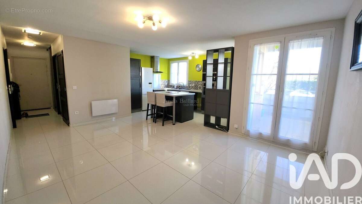 Photo 7 - Appartement à MOISSY-CRAMAYEL