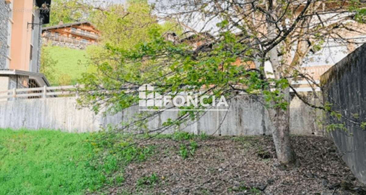 Appartement à ARACHES-LA-FRASSE