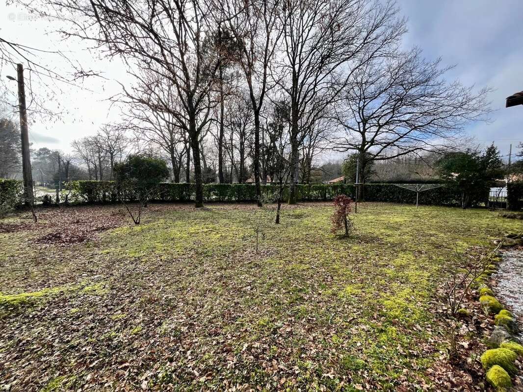 Maison à CASTRES-GIRONDE