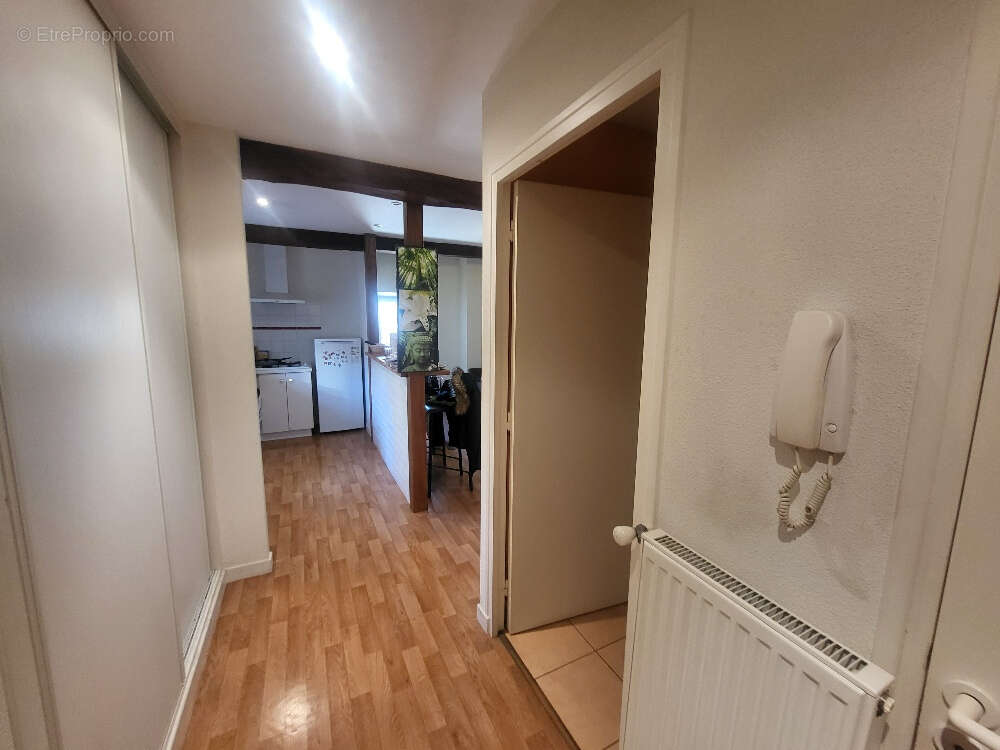 Appartement à PONT-DE-VEYLE