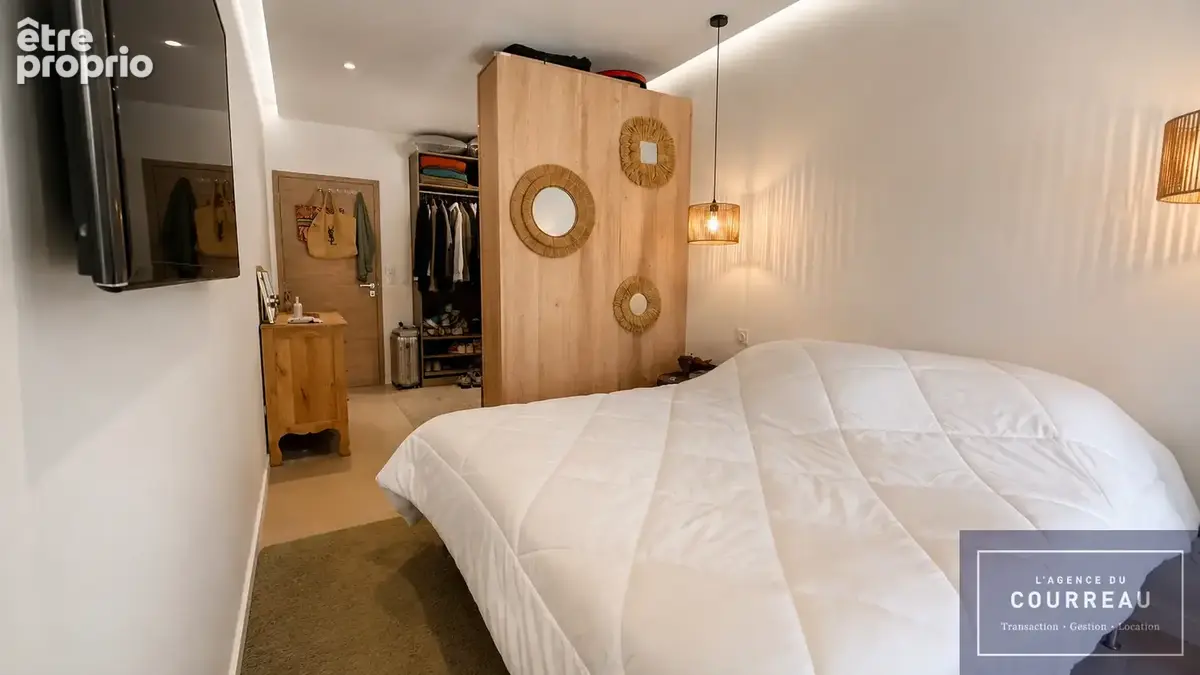 Maison contemporaine 120 m2 avec piscine et séjour cathédrale - photo 13