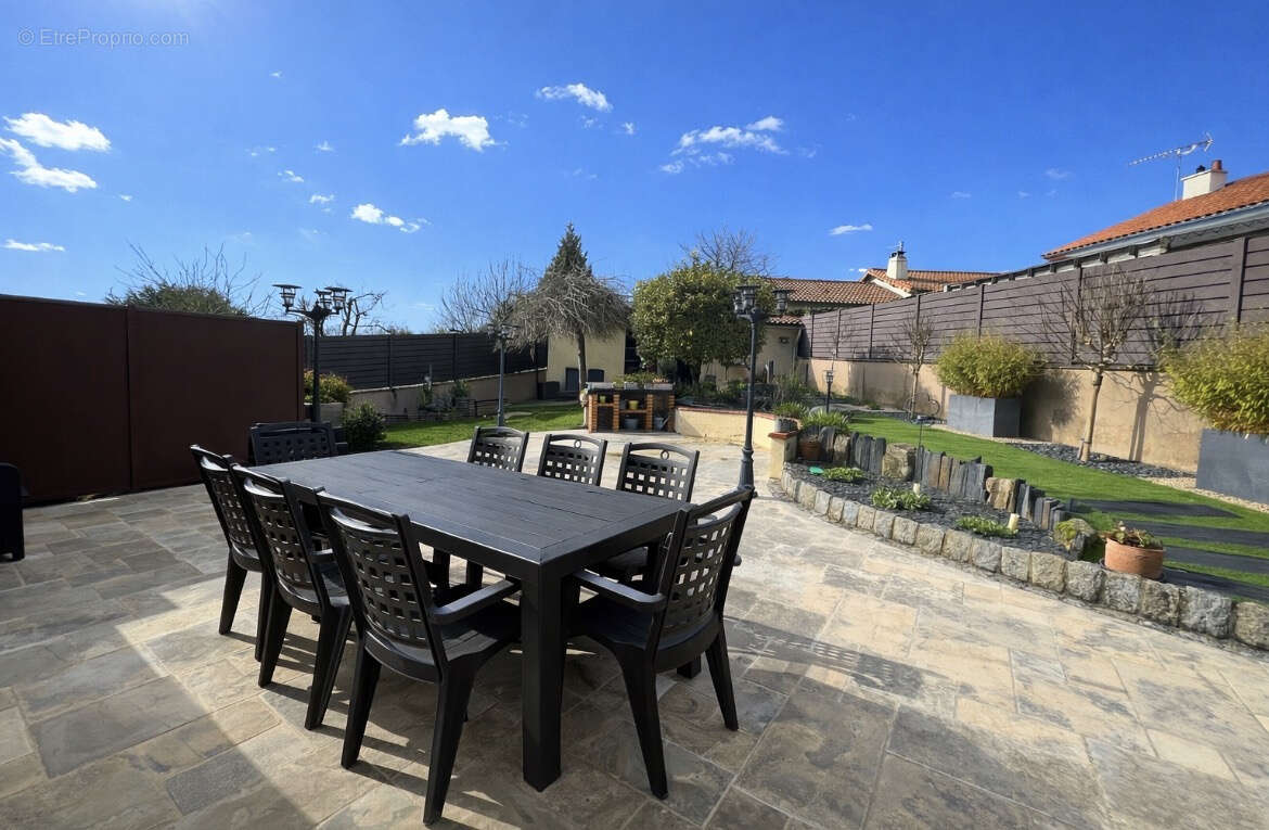 Maison à TREMENTINES