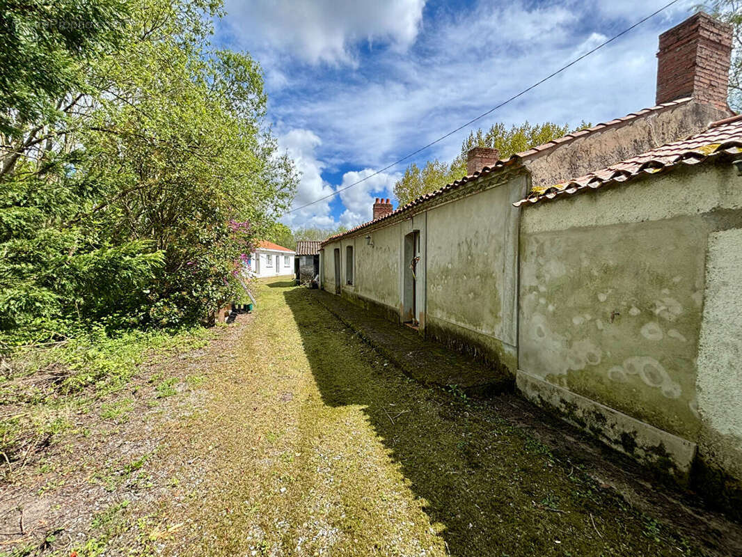 Maison à SALLERTAINE