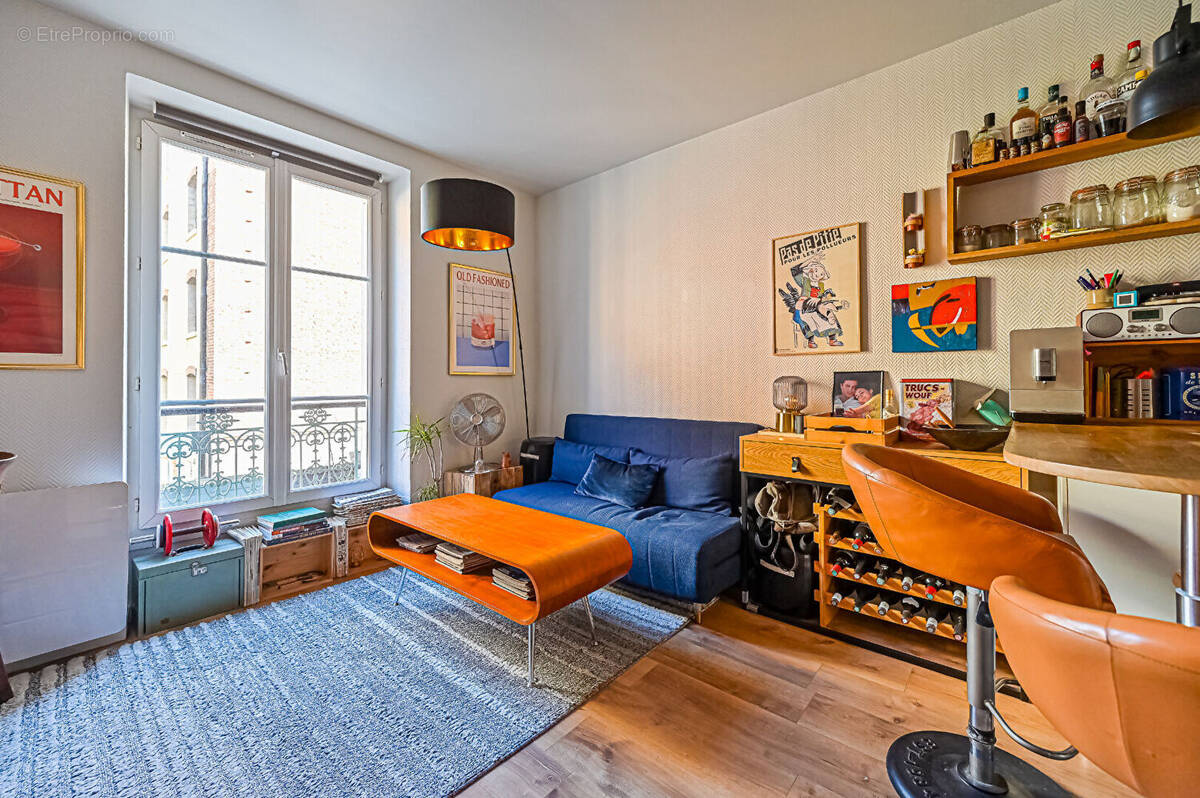 Appartement à PARIS-19E