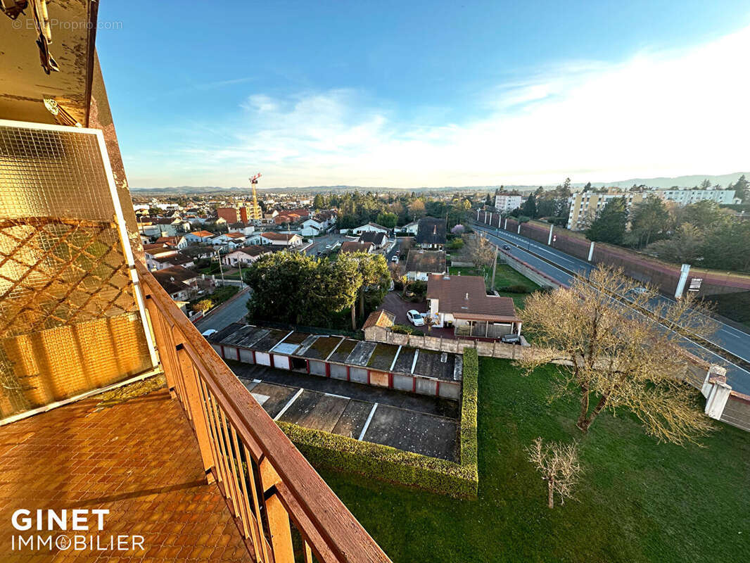Appartement à RIORGES