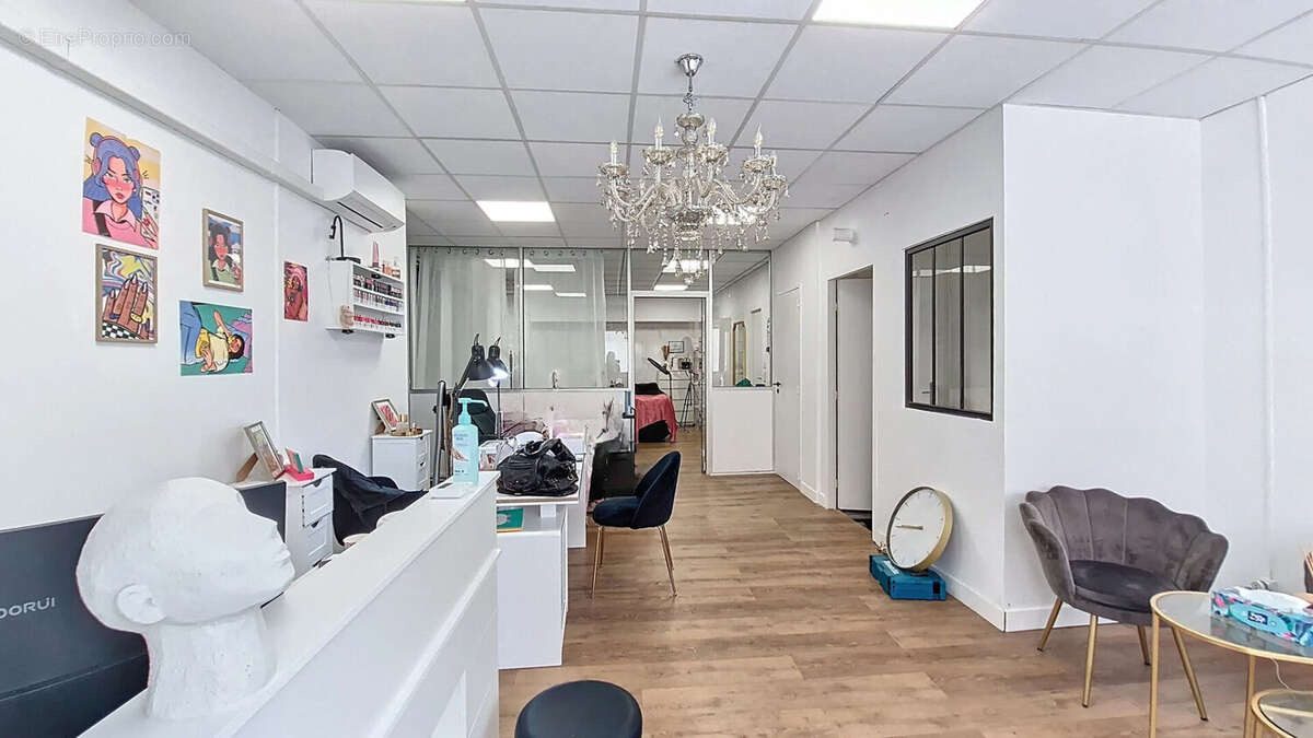 Commerce à MARSEILLE-5E