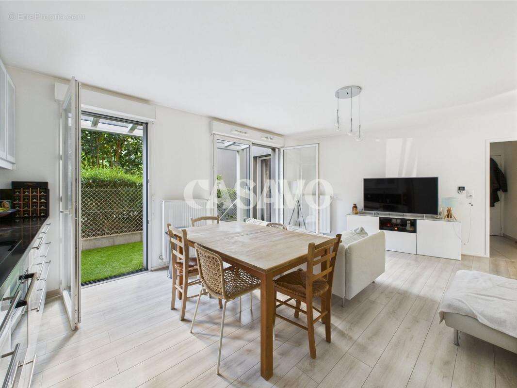 Appartement à AUBERVILLIERS