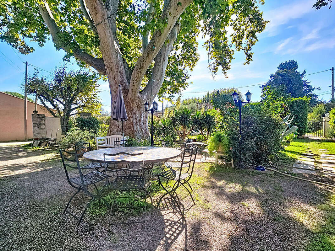 Mas de charme avec studio et grange aménageable. À 15min d'Avignon - photo 3