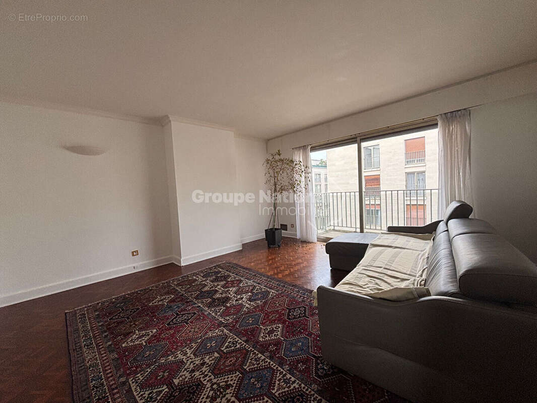 Appartement à VERSAILLES