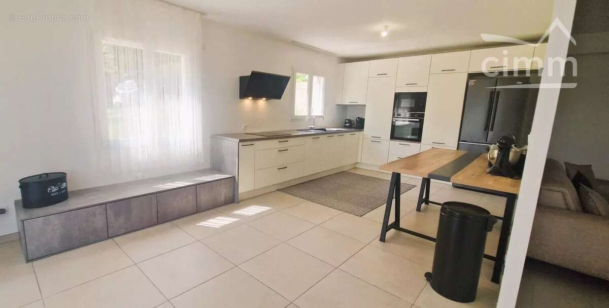  À VENDRE – Superbe propriété avec deux appartements spacieux et prestations haut de gamme - photo 20