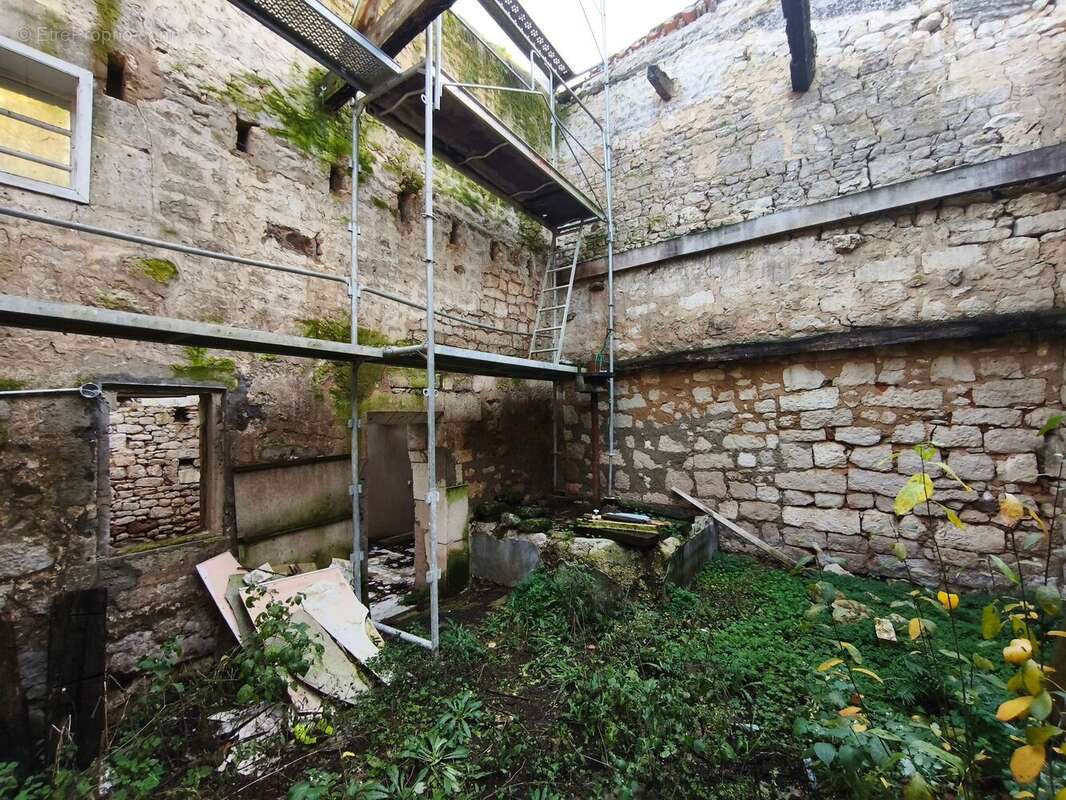 Maison 65 m² à Soyaux  - photo 481