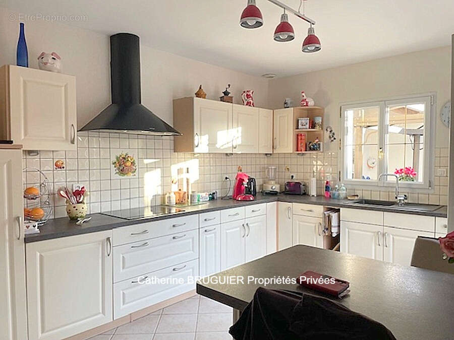 Villa lumineuse de plain pied 151 m2, 4 chambres, jardin piscine - photo 5