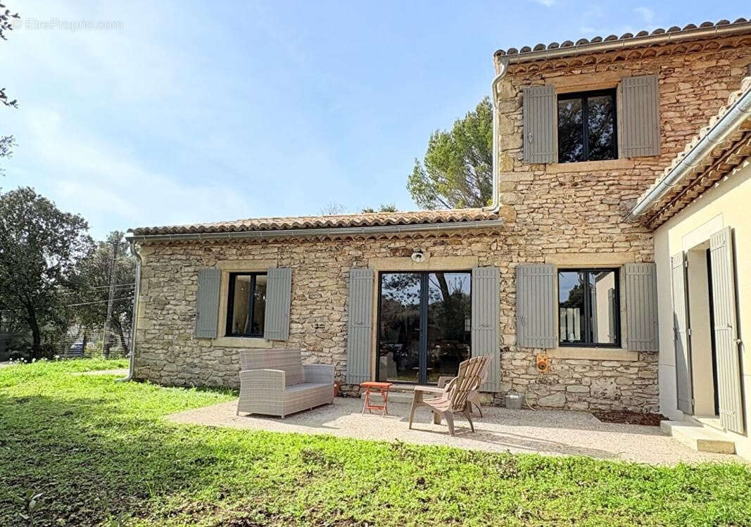 Maison à GRIGNAN