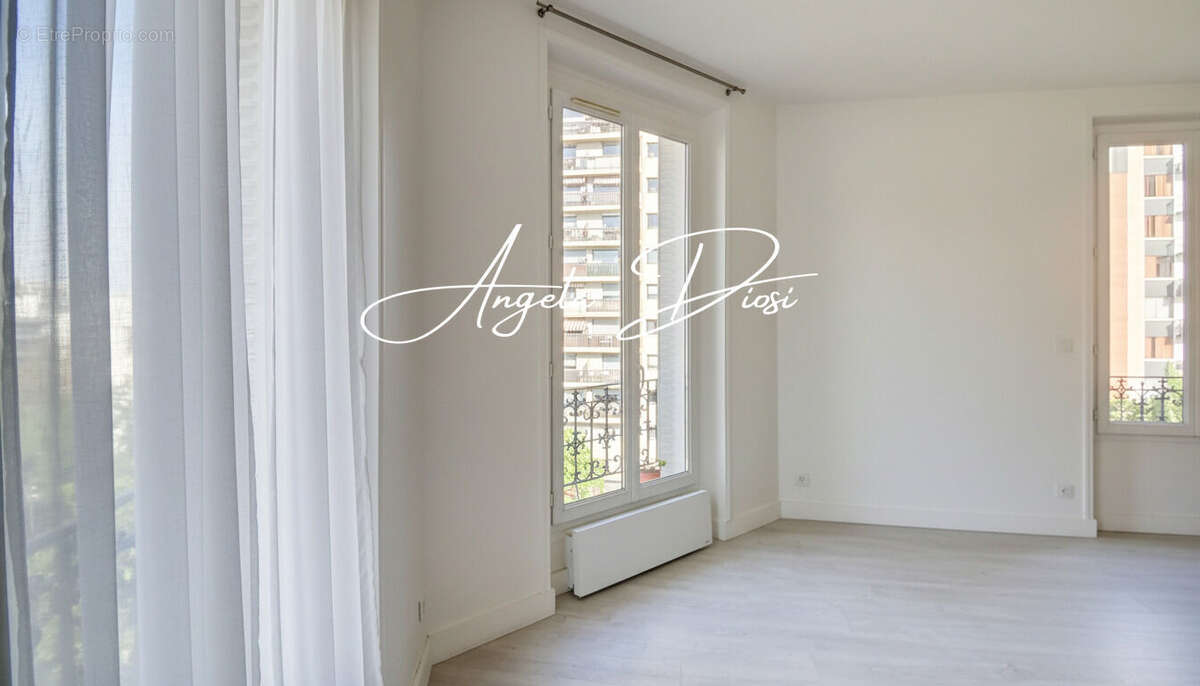 Appartement à PARIS-12E
