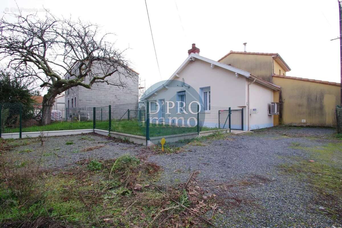 Maison à HAUTE-GOULAINE