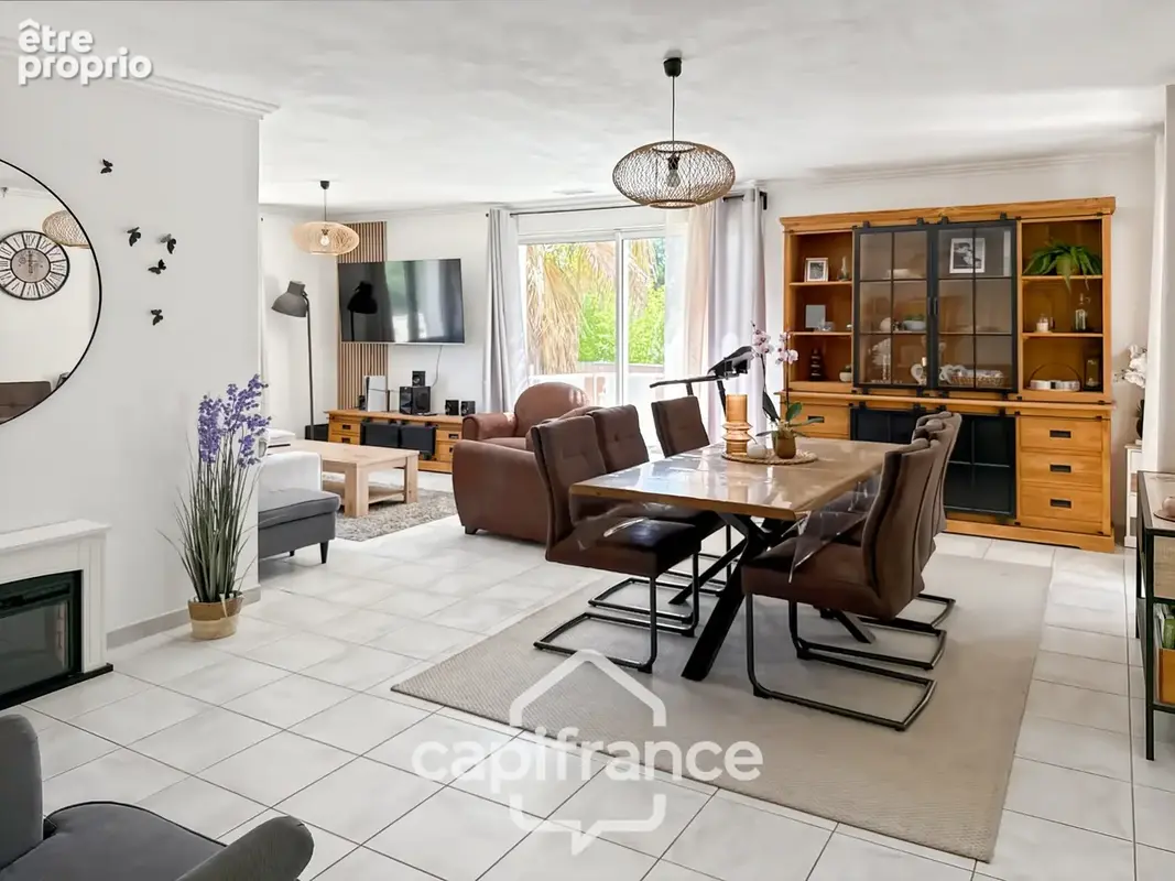 LE CRÈS – Maison familiale avec appartement indépendant, piscine et revenu locatif - photo 17