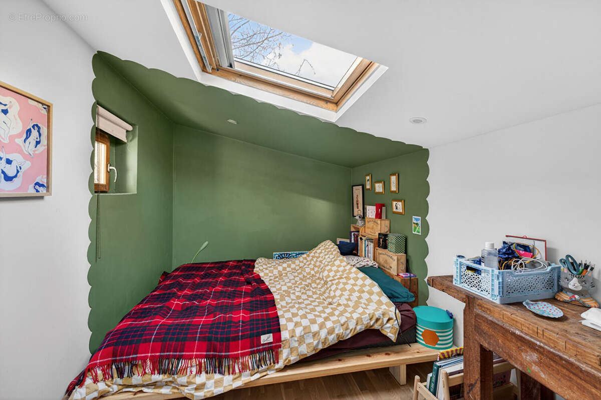 Appartement à PARIS-19E