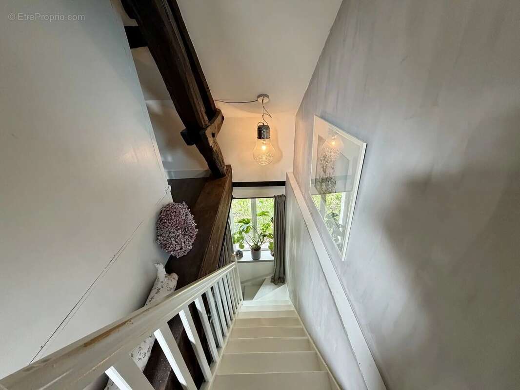 Maison à SAVIGNY-POIL-FOL