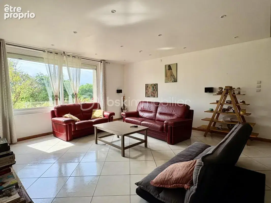 Maison familiale de 150 m² avec garage à vendre à Ponteilla (66) - photo 6