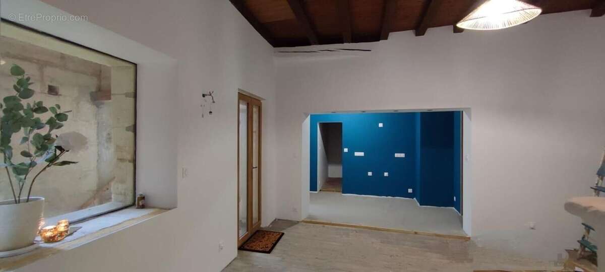 Maison 122 m² à Saint-Emilion  - photo 4