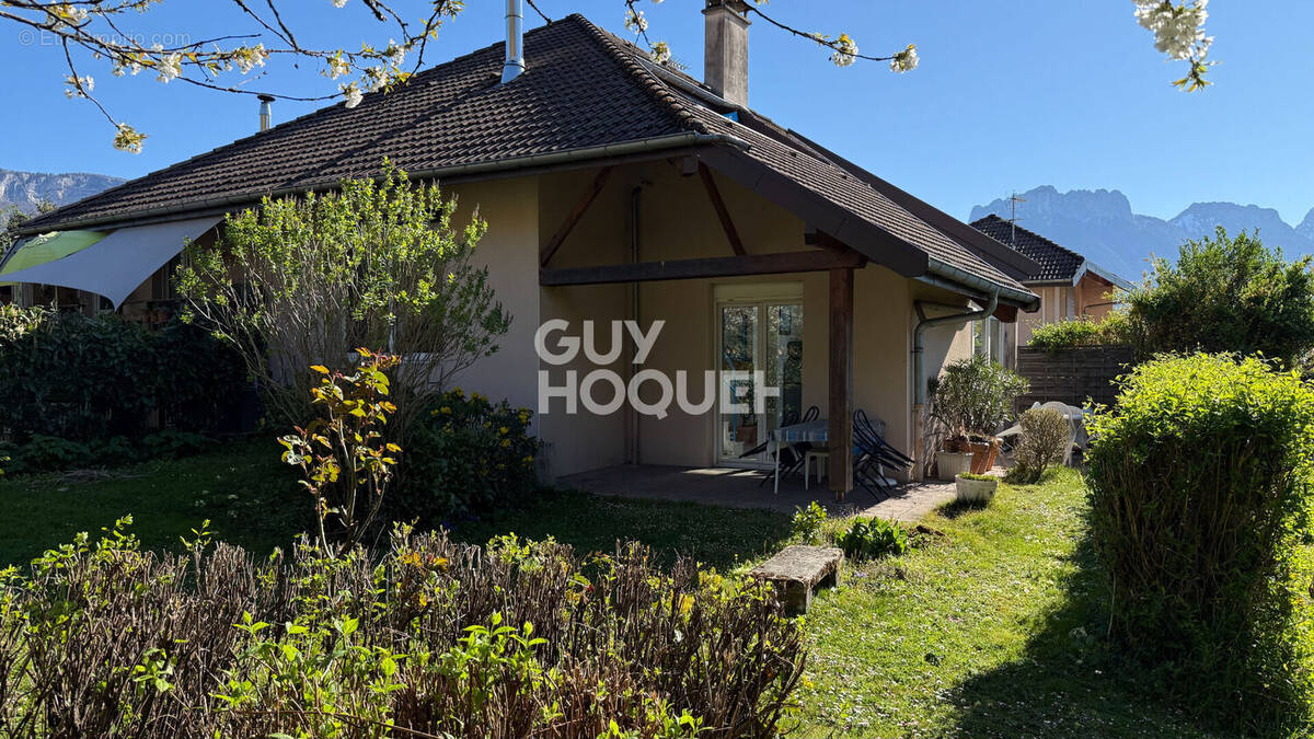 Appartement à SEVRIER