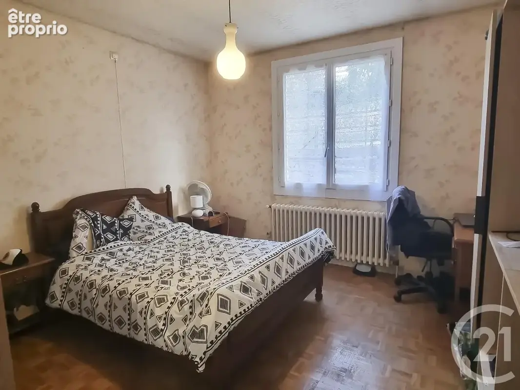 Maison 9 pièces 230 m² à vendre à Crezancy-En-Sancerre (18300) - photo 6
