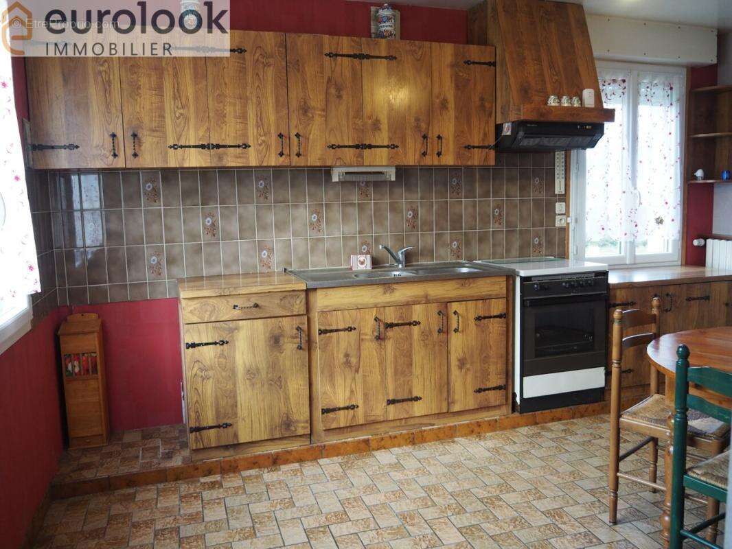 Maison à SAINT-MARCEL