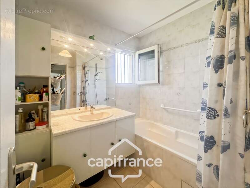 Appartement à HYERES