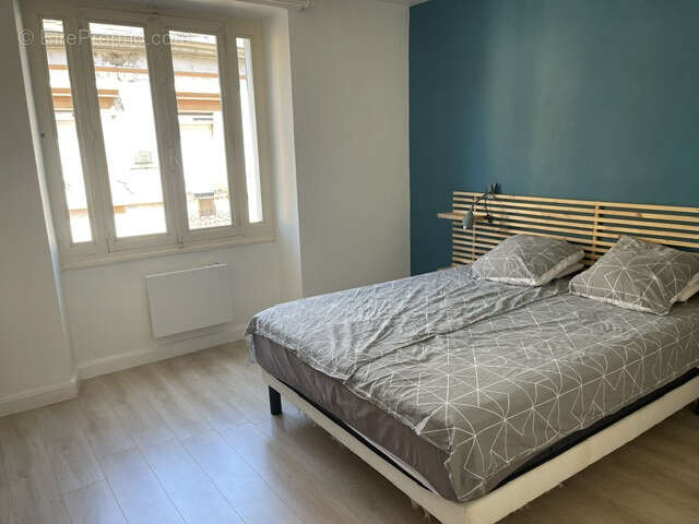 Très beaux volumes et vue sur le Guiers ! - photo 15