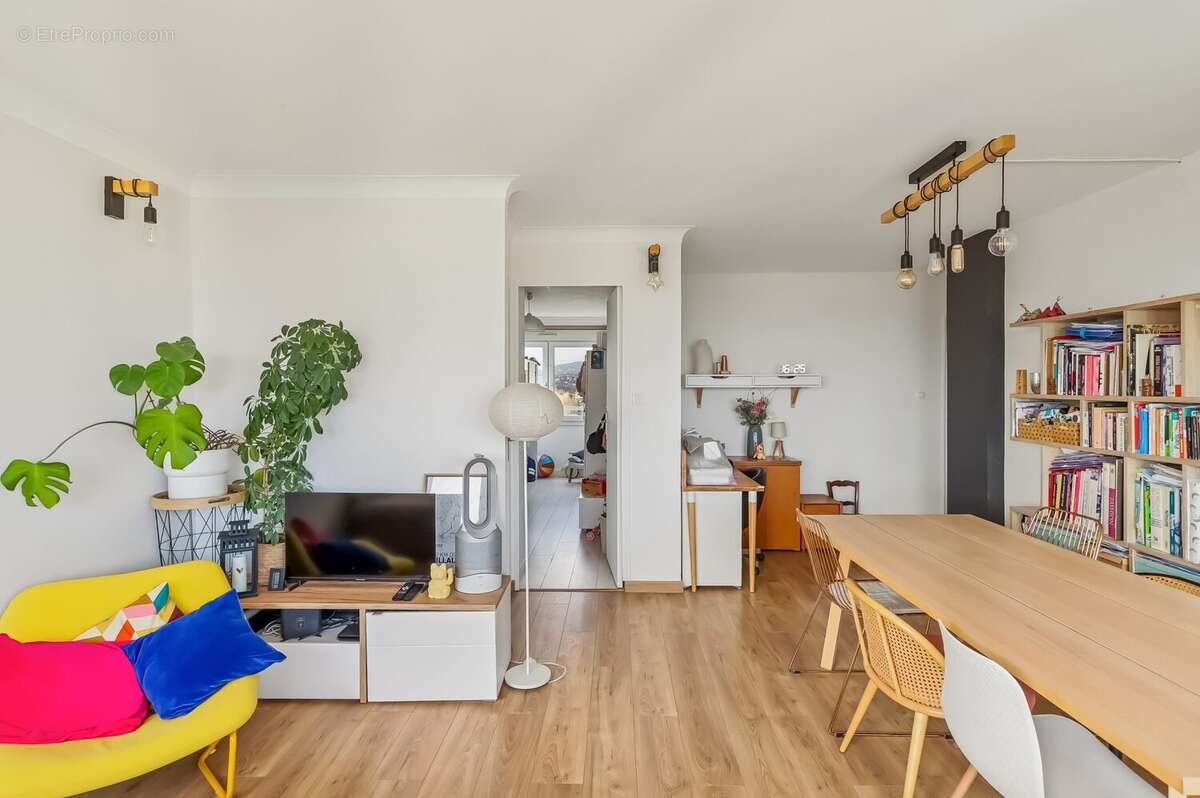 Appartement à CALUIRE-ET-CUIRE