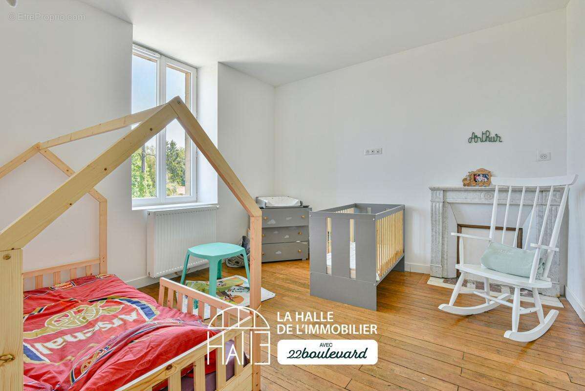 Maison 7 pièces 202 m² à vendre à Peyrilhac (87510) - photo 11