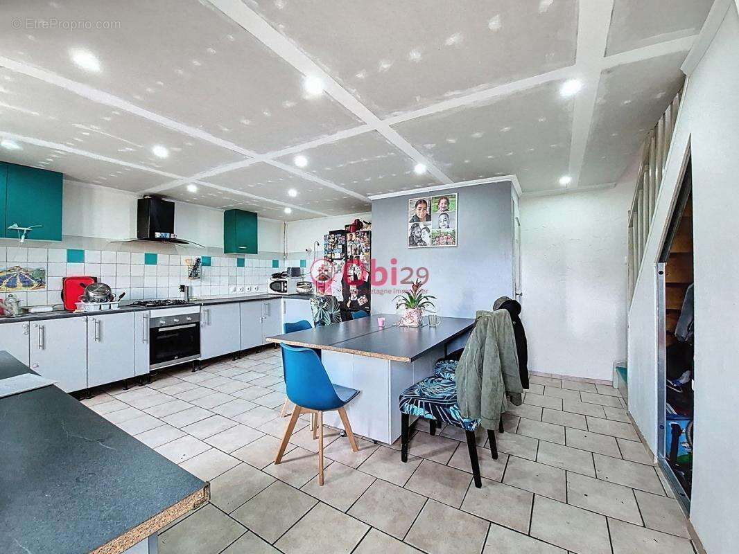 Maison à LAZ
