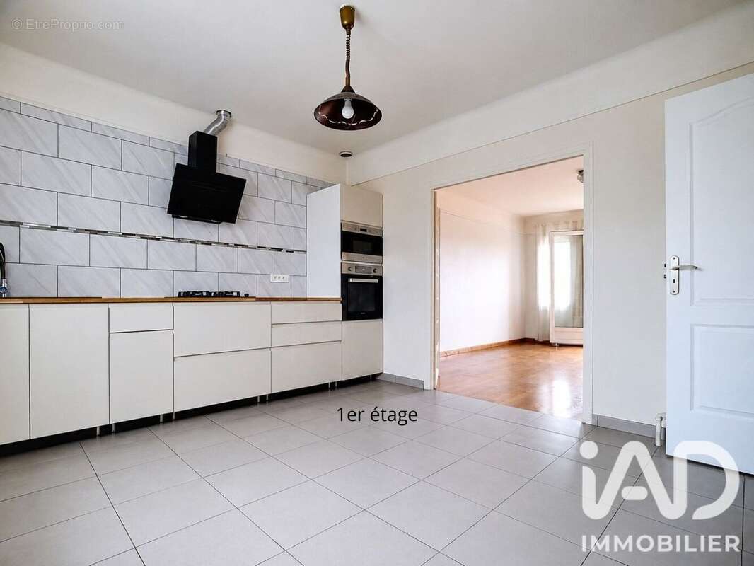 Maison 141 m² à Rosny-Sous-Bois  - photo 6