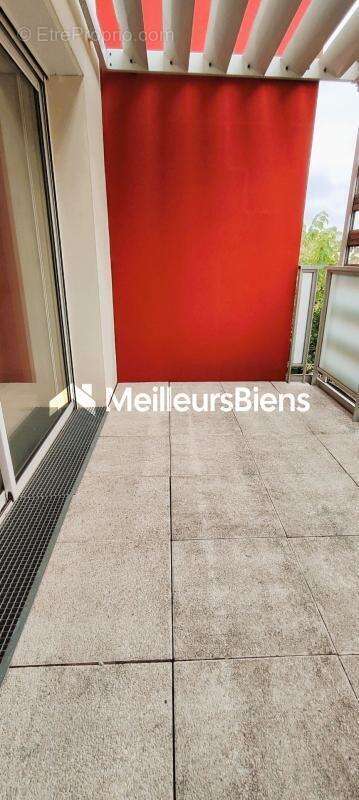 Toulouse: Grand Appartement T3 récent avec avec balcon et parking - photo 2