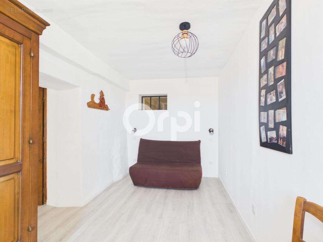 Appartement à FAYENCE