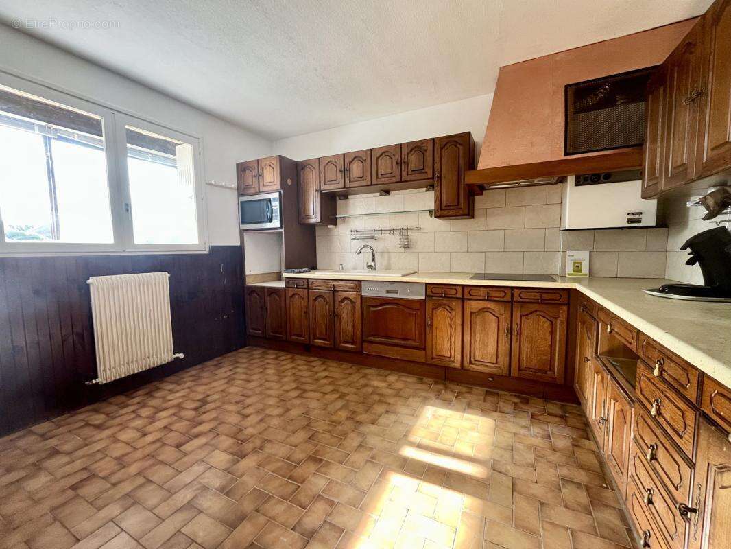 Maison à CASTELGINEST