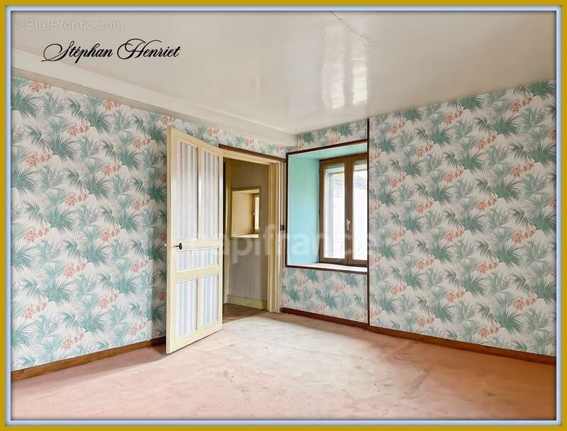 Maison en pierre à rénover – Fort potentiel – Thin-le-Moutier (08) - photo 17