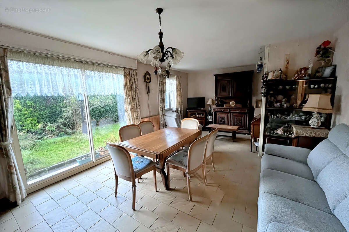 Maison à NANTEUIL-LES-MEAUX