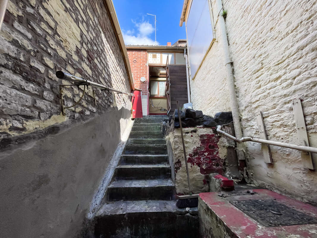 Maison à SAINT-AMAND-LES-EAUX