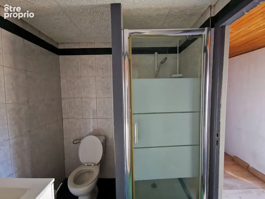 MIRAMAS - Maison T4 de plain-pied 93 m² avec piscine, dépendance et fort potentiel dans un quartier très recherché - photo 25