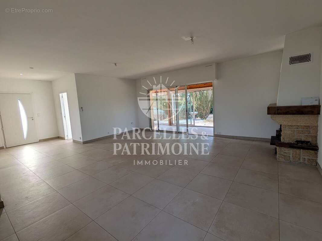 EXCLUSIVITÉ  Maison T4 de 98m² avec sous sol total sur un terrain de 1 176m² - photo 5