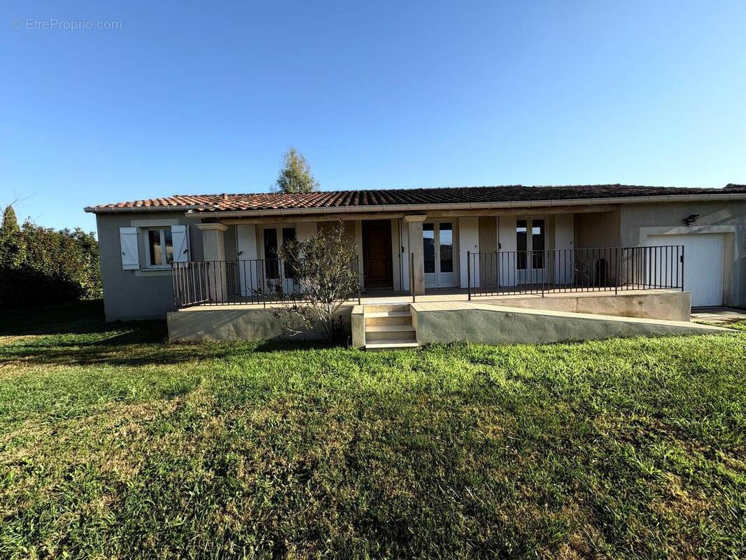 Photo 1 - Maison à LORIOL-DU-COMTAT