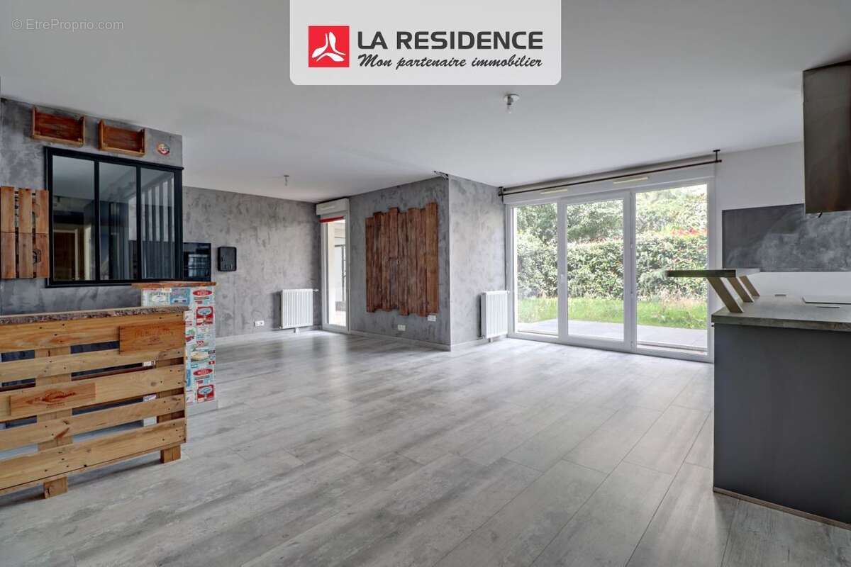 Appartement à JOUY-LE-MOUTIER