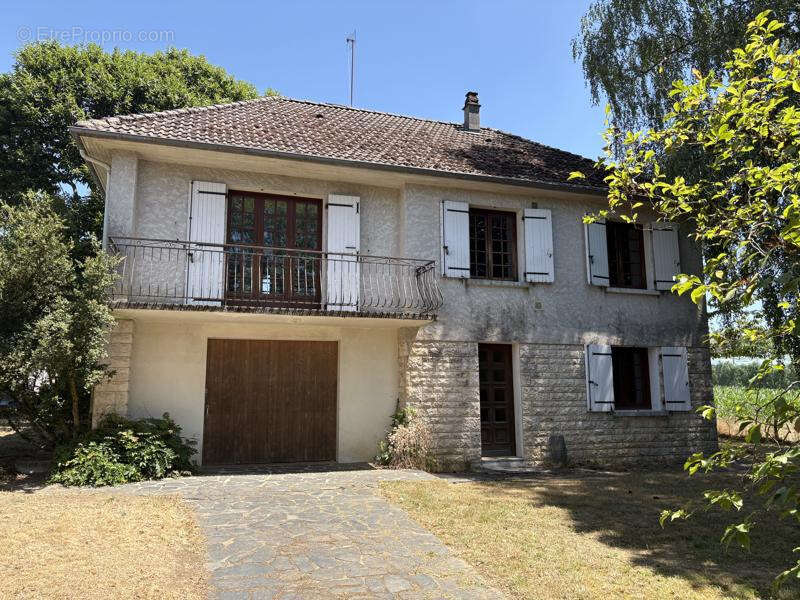 Entre Brive et Limoges, 15 mn accès A20, proche Pompadour centre - photo 28