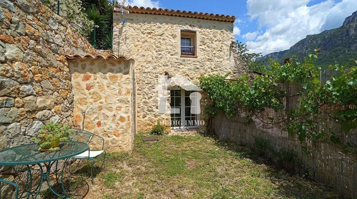Maison à LE BAR-SUR-LOUP