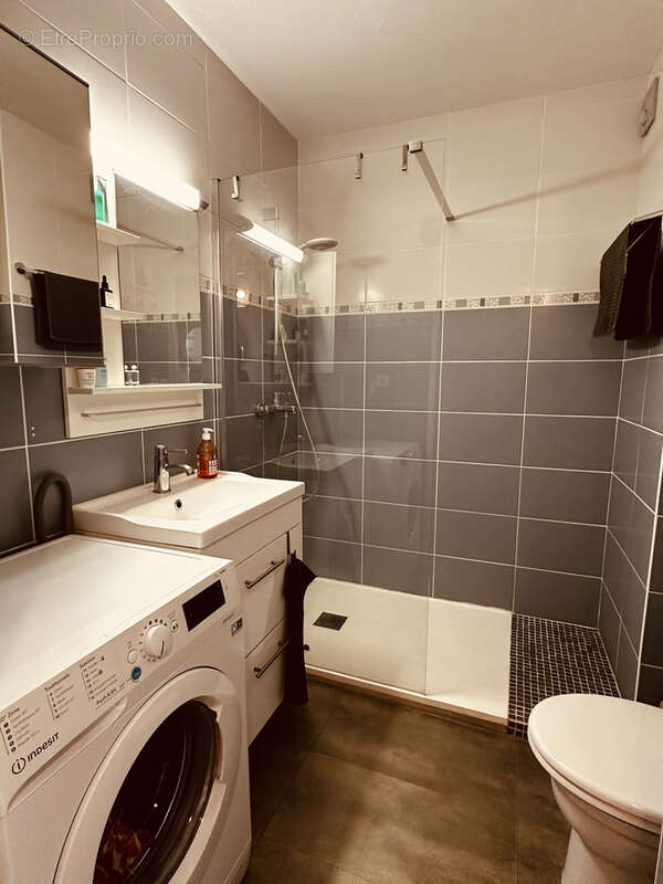 Appartement à SIX-FOURS-LES-PLAGES